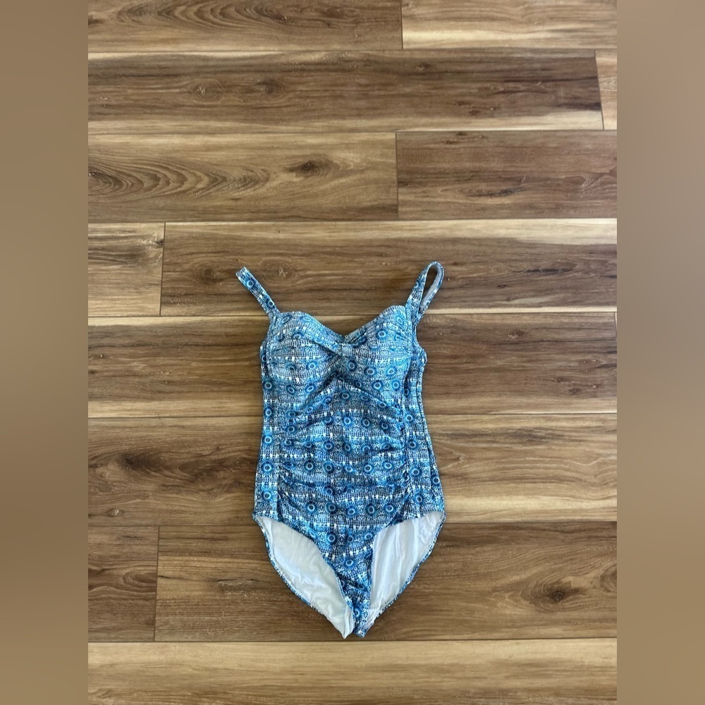 Niptuck womens Blue Patterned One-Piece Swimsuit size 6